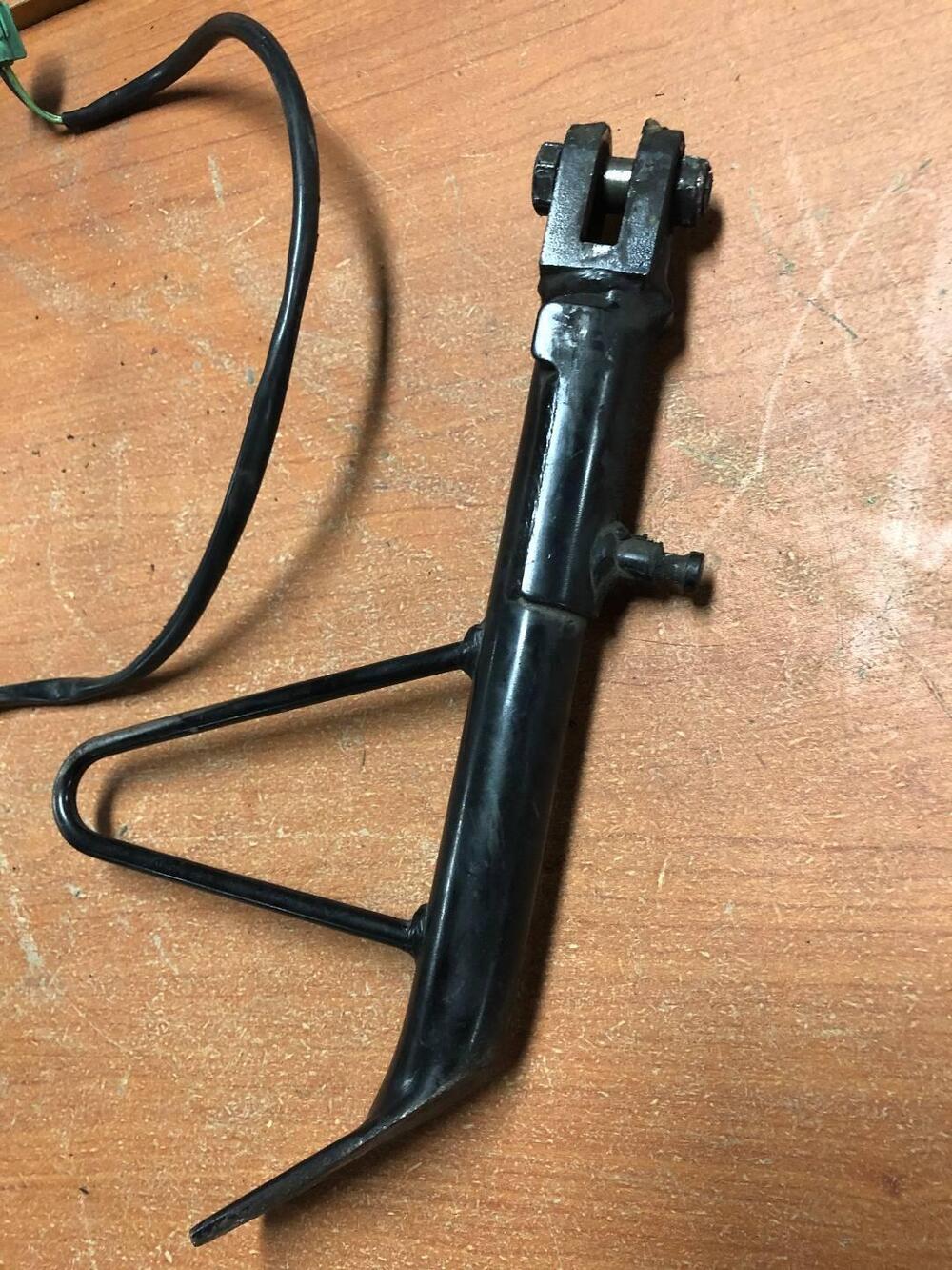 Cavalletto laterale Suzuki Burgman 400 '03-'05 (2)