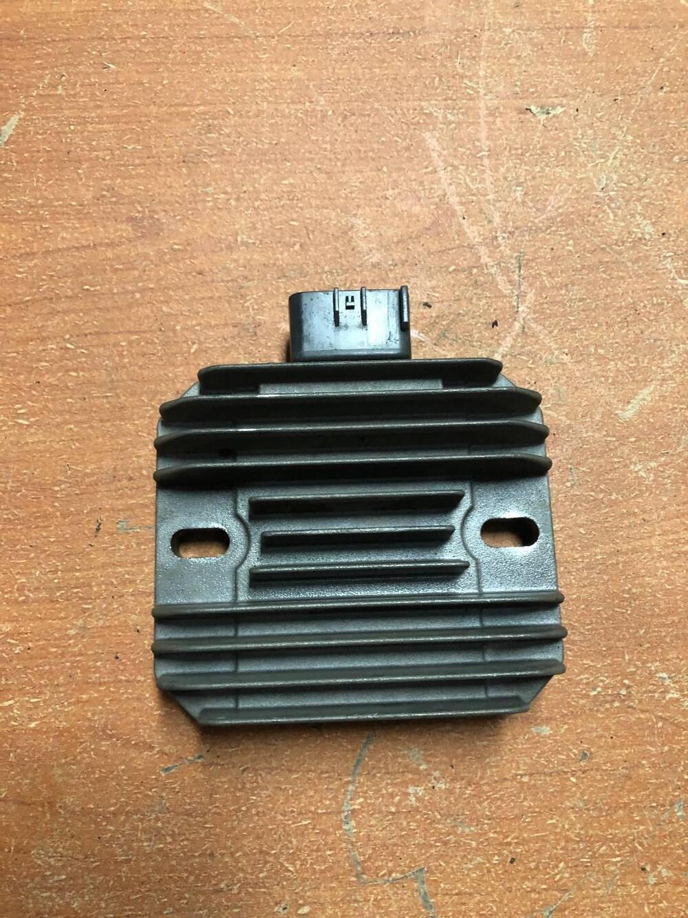 Regolatore di tensione Suzuki Burgman 400 '03-'05