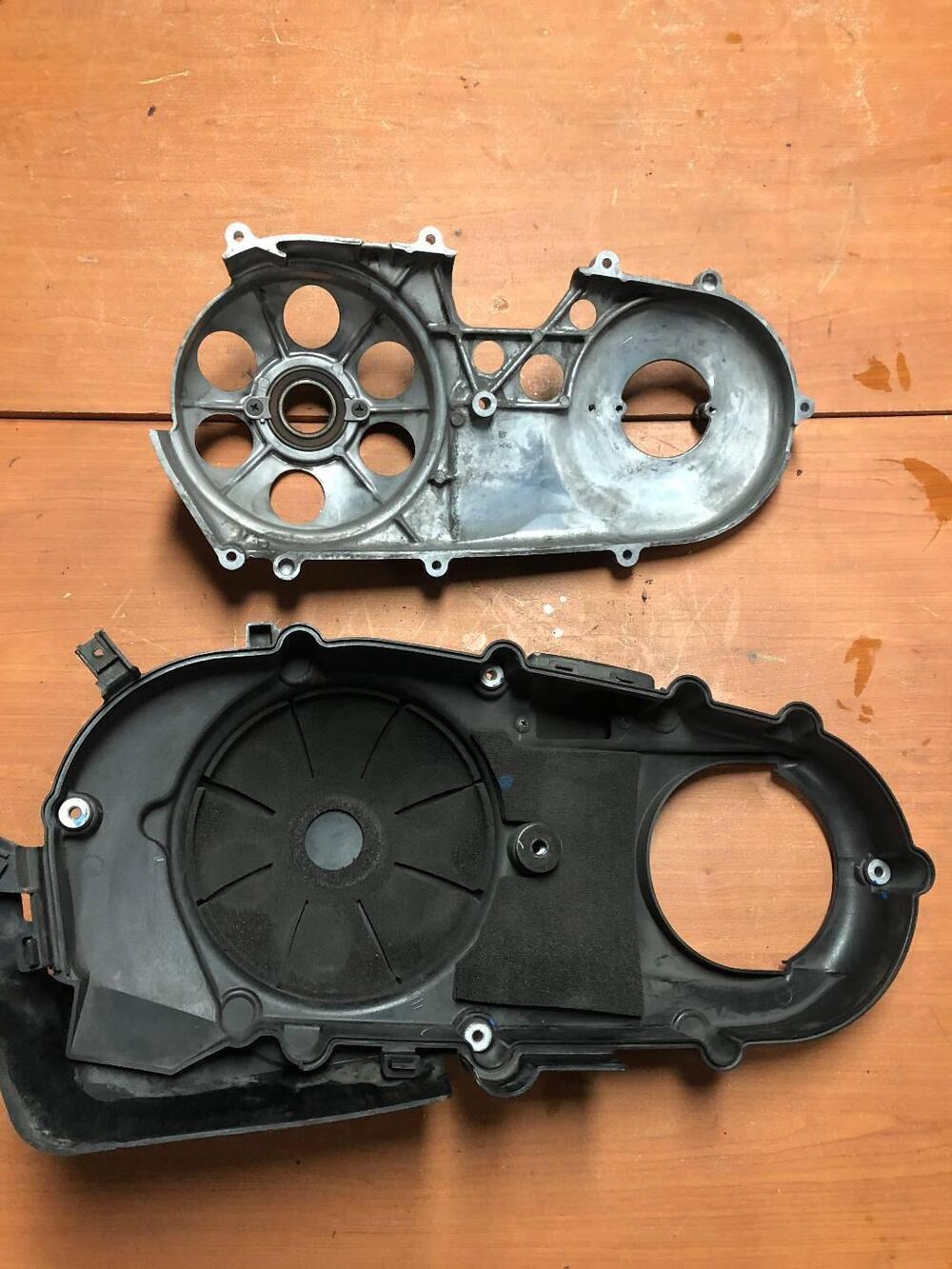 N.2 carter motore Suzuki Burgman 400 '03-'05 (2)