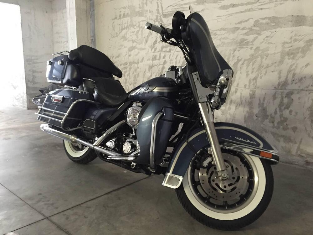 Harley-Davidson 1450 Electra Glide Ultra Classic (2003 - 05) - FLHTCUI (2)