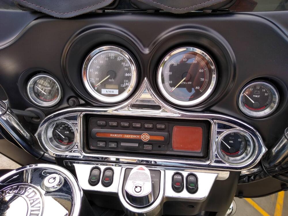 Harley-Davidson 1450 Electra Glide Ultra Classic (2003 - 05) - FLHTCUI (6)