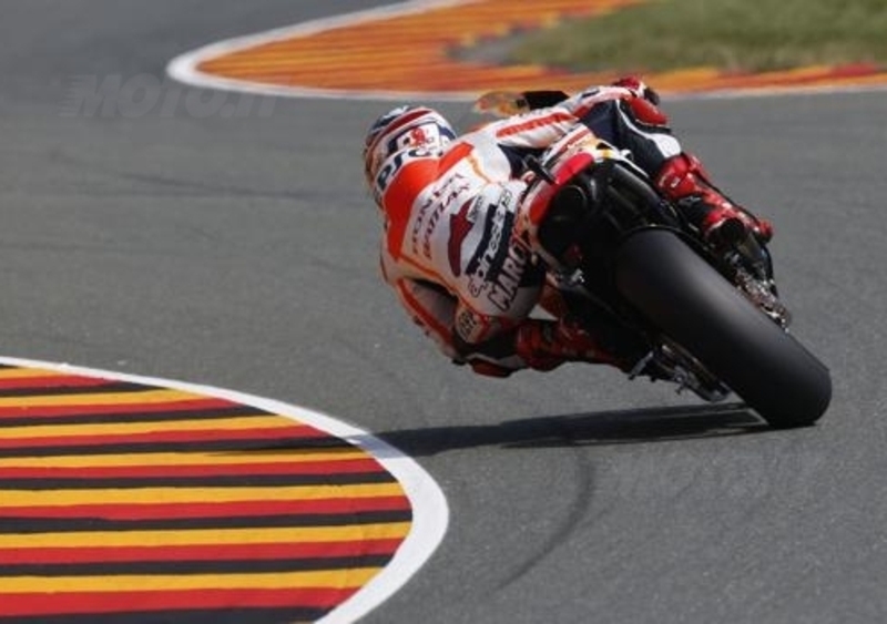 Marquez conquista la pole in Germania. Rossi 3&deg;