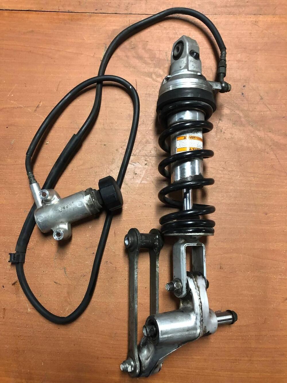 Ammortizzatore posteriore Burgman 400 '03-'05 Suzuki