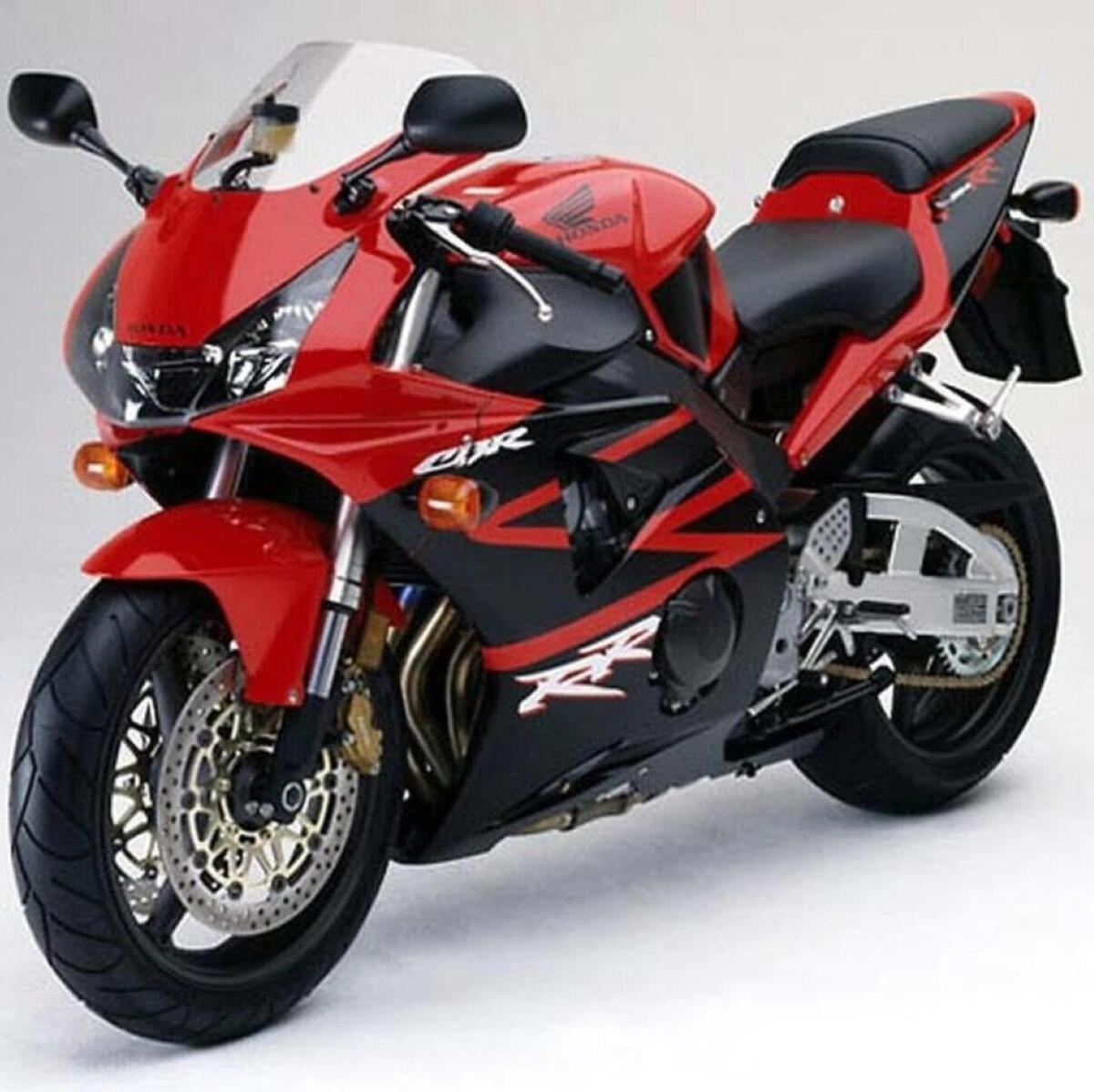 Honda CBR 900 RR Fireblade (2002 - 04)