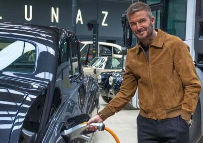 David Beckham diventa azionista di Lunaz ...ma per i camion della spazzatura