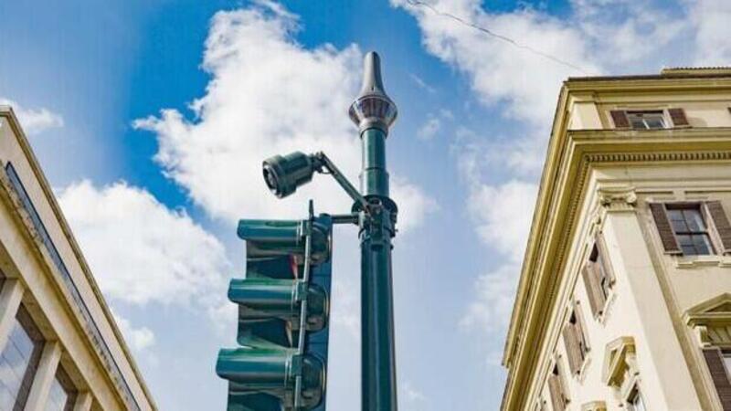 Sony. Sensori d'immagine per dire addio agli ingorghi