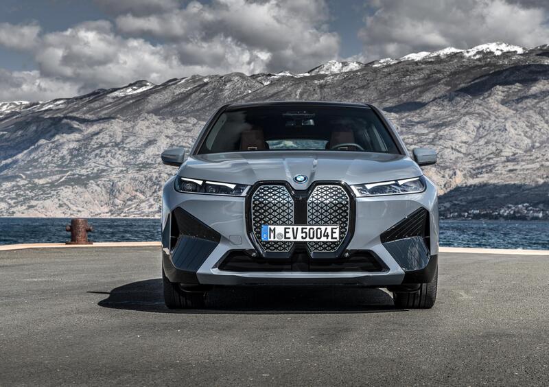 BMW iX (23)