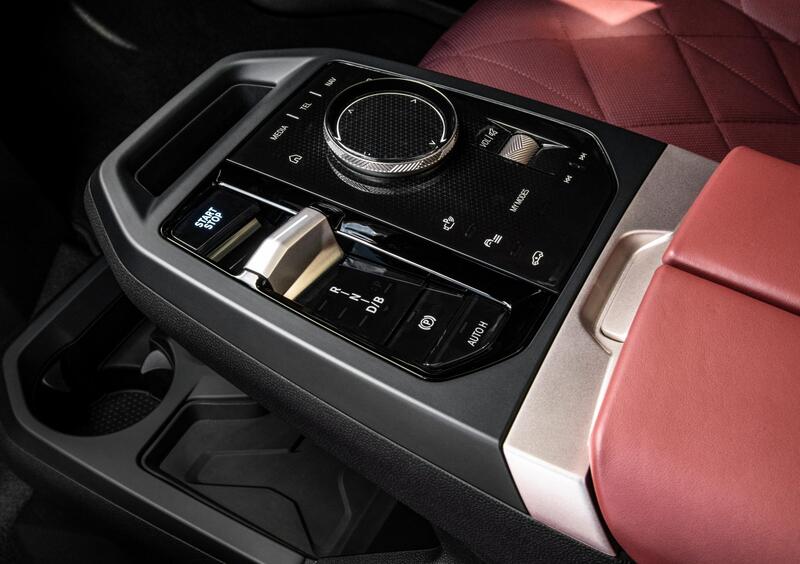BMW iX (38)