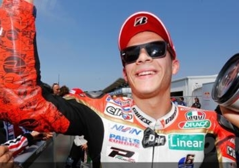 Bradl davanti anche nel warm up