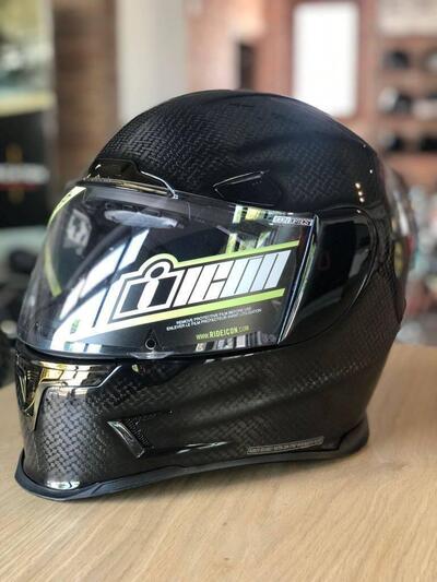Casco Icon Airframe Carbon Gold