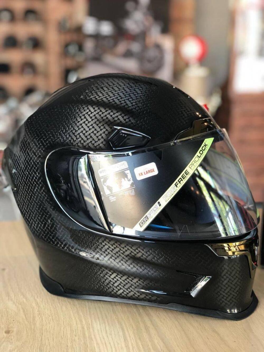 Casco Icon Airframe Carbon Gold (6)