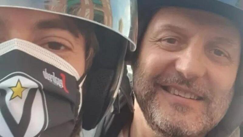 Bologna, Djordjevic come Ibra: in ritardo, si fa accompagnare in scooter da un tifoso