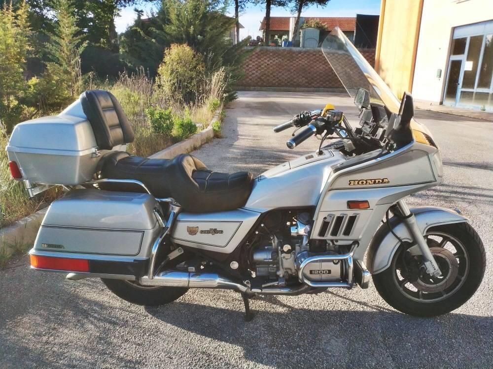 Honda Gold Wing GL 1200 (5)