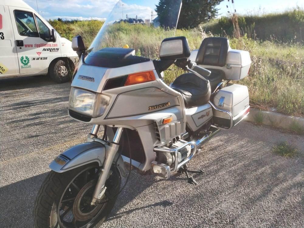 Honda Gold Wing GL 1200 (7)