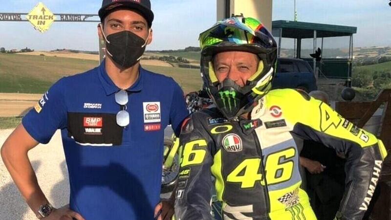 Dalla SBK alla MotoGP. Toprak Razgatlioglu e Valentino Rossi: si va verso un passaggio di consegne?