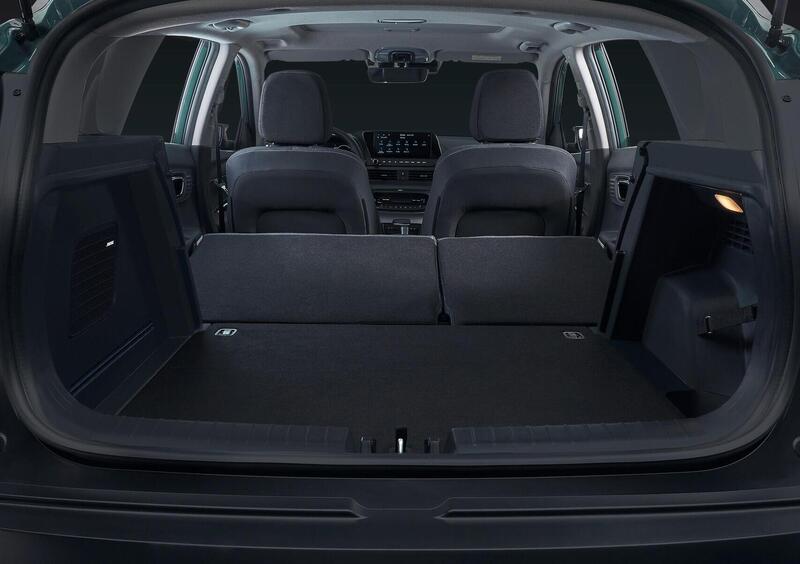Hyundai Bayon (2021-->>) (15)