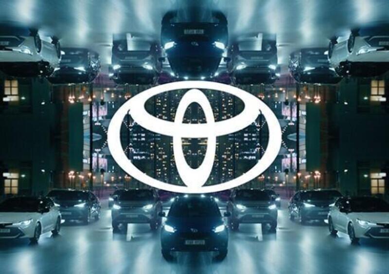 Toyota: per ora, niente all in sull&rsquo;elettrico