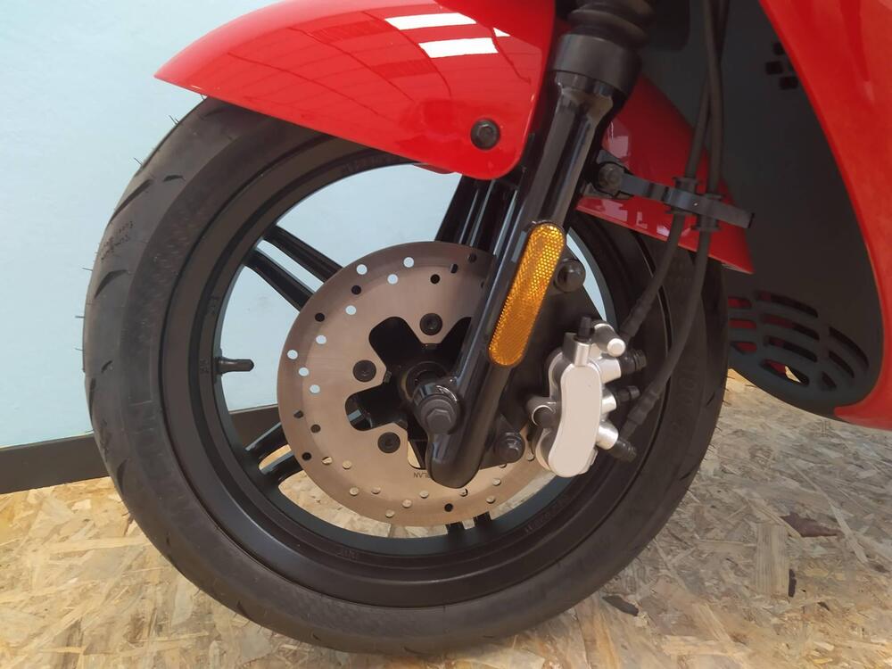 Horwin EK3 L3e (2022 - 24) (11)