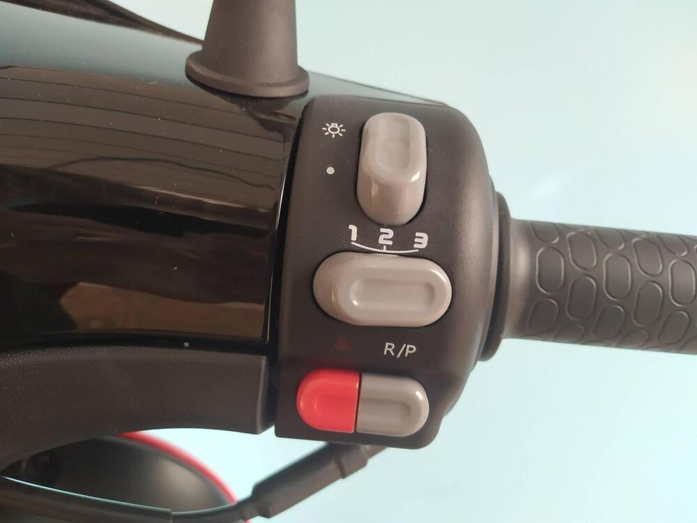 Horwin EK3 L3e (2022 - 24) (16)