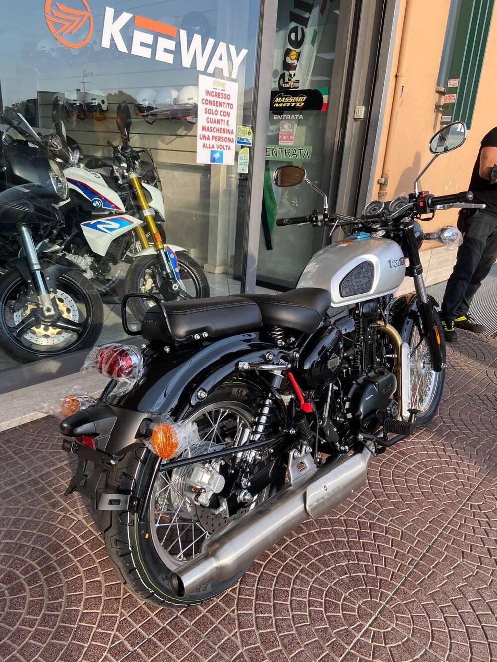 Benelli Imperiale 400 (2021 - 25) (5)