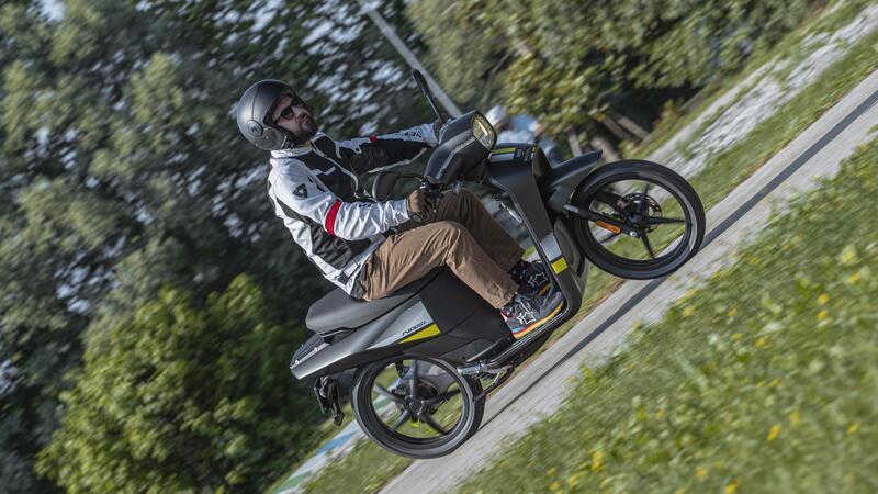 Scooter Askoll 2021. Nuovi colori e nuove batterie