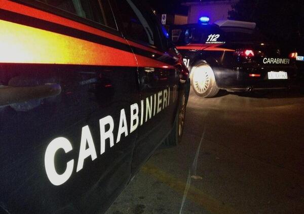 Gli negano un passaggio in auto e lui li accoltella: arrestato un 19enne a Castel Gandolfo