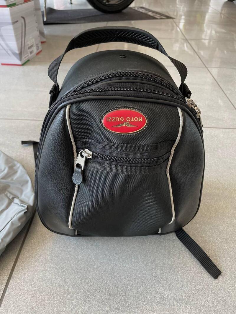Borsa porta pacchi Moto Guzzi Griso estensibile (3)