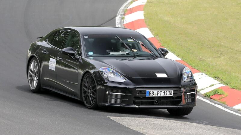 Porsche Panamera restyling, le foto spia al N&uuml;rburgring