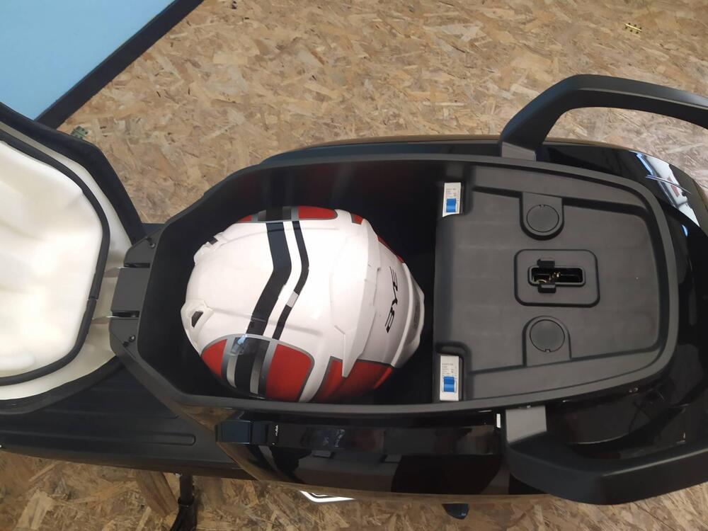 Sunra Italia Robo S L3e (2021 - 25) (12)