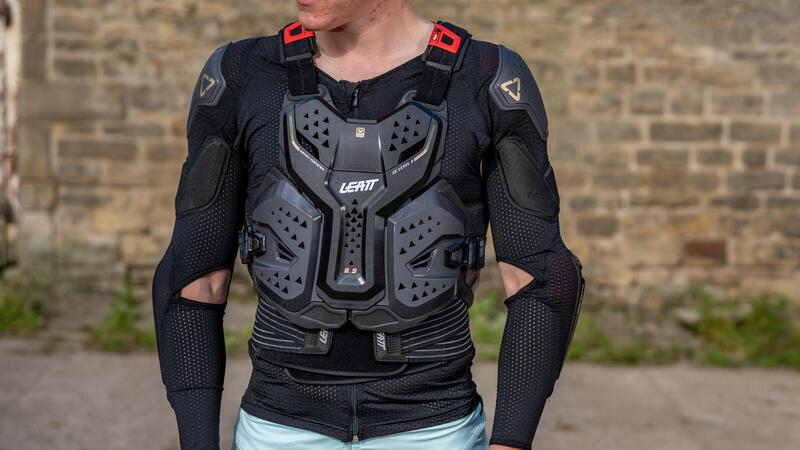 Leatt presenta i nuovi Body Protector 6.5 e Chest Protector Pro 6.5