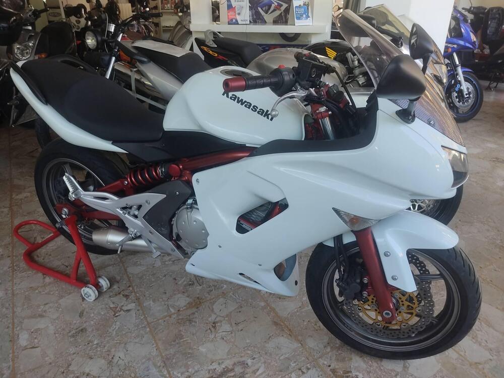 Kawasaki ER-6N (2009 - 11)