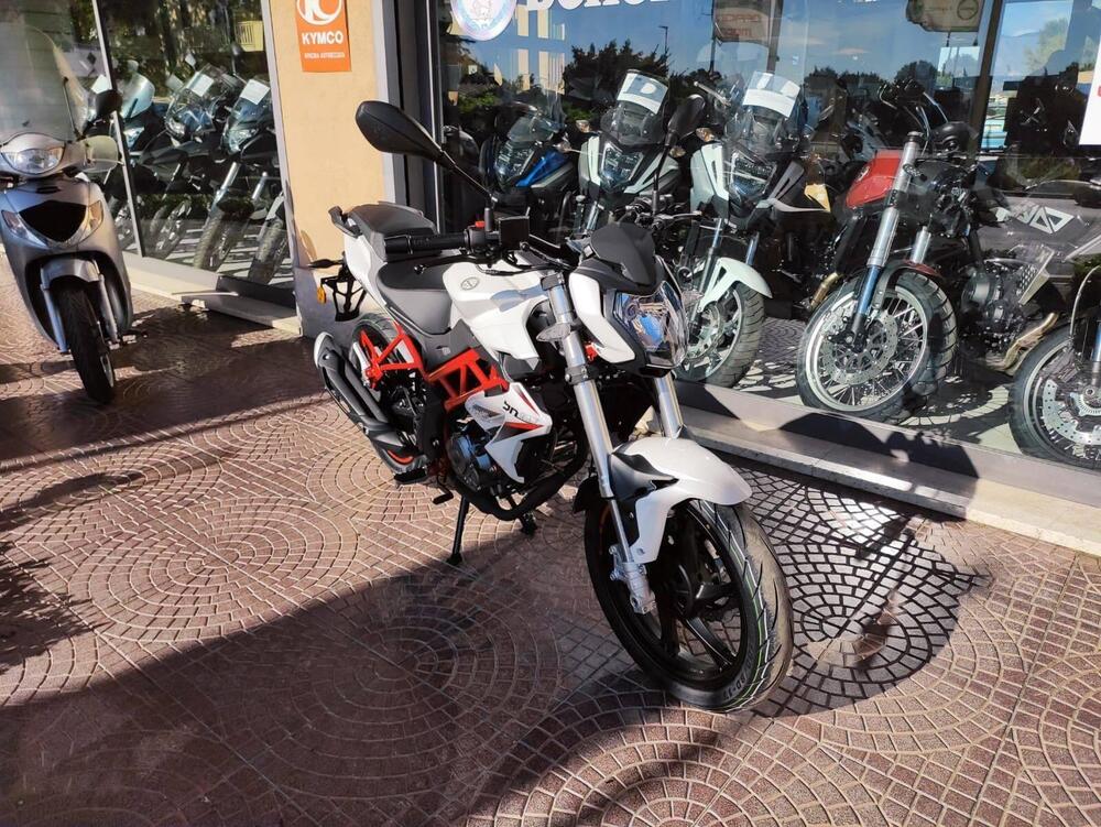 Benelli BN 125 (2021 - 25) (2)