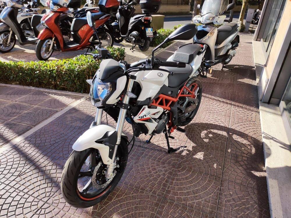 Benelli BN 125 (2021 - 25) (9)