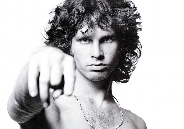 Jim Morrison, tra Dioniso e Freud. Lucrezia Ercoli: &laquo;Un rituale violento e purificatore lungo 50 anni&raquo;
