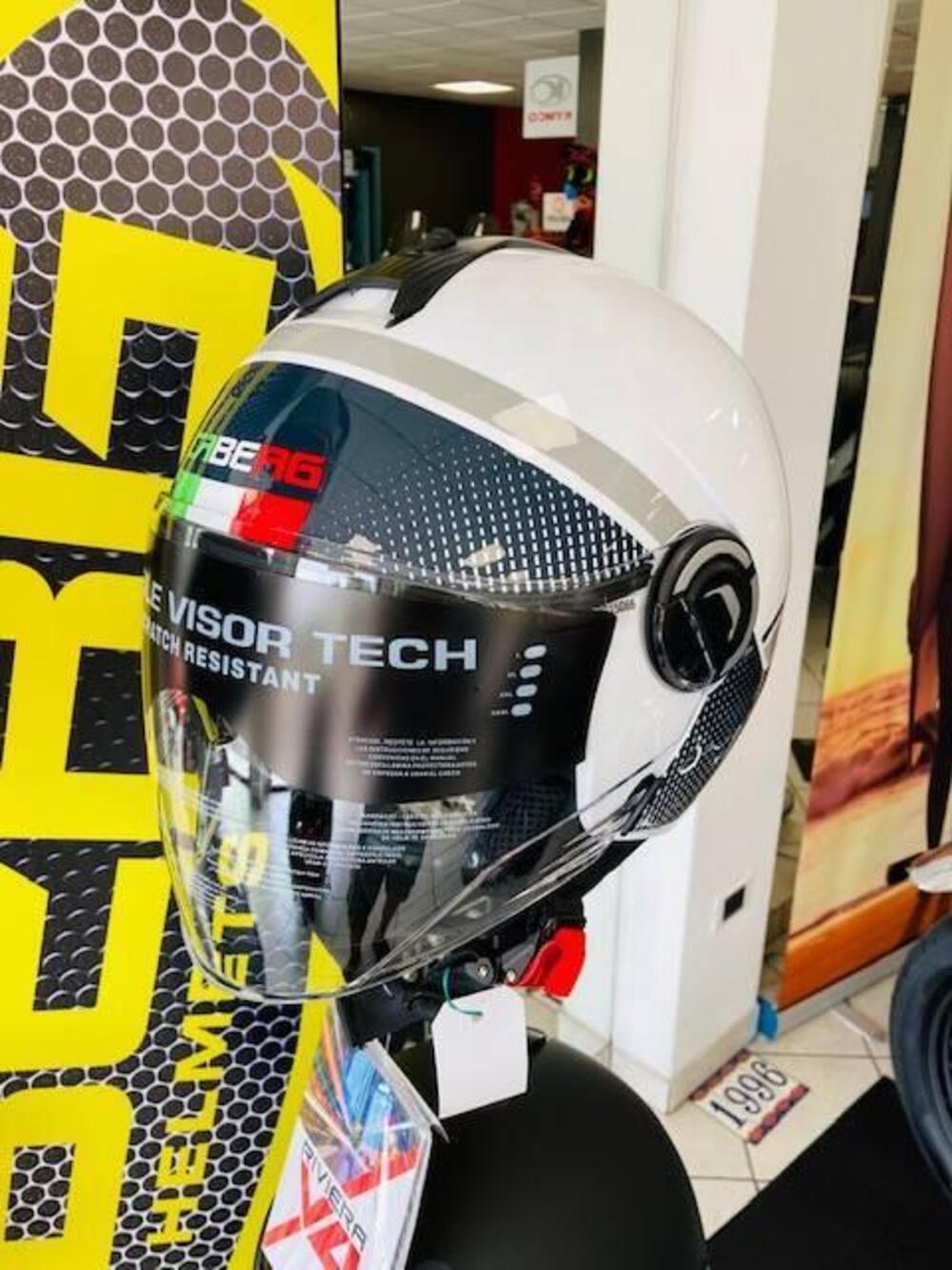 CASCO CABERG RIVIERA V4