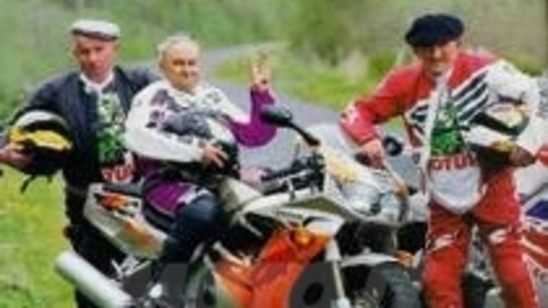 I Racconti di Moto.it: &quot;Gli occhi dei bambini, gli sguardi degli anziani&quot;