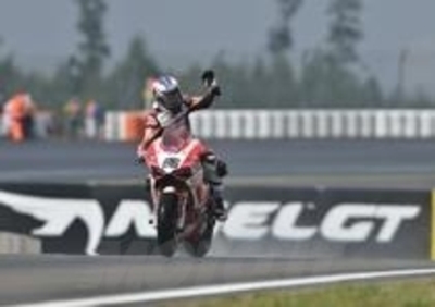 Badovini conquista la Superpole al Nurburgring