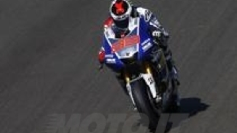 Lorenzo vince il GP di Silverstone