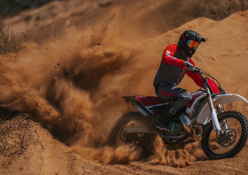 Fantic presenta la nuova gamma enduro e motocross 2022