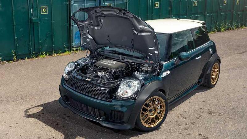 Cos&igrave; Vini? Una super Mini con motore Bmw V8