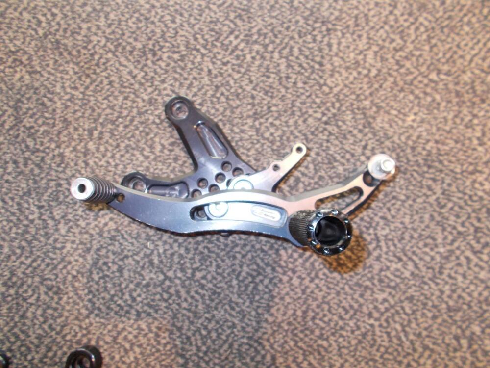 Pedane Bonamici Racing usate BMW S1000R (4)