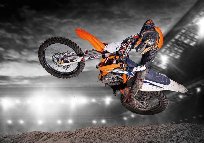 KTM 450 SX-F 2021 e 2022: richiamo per il cambio