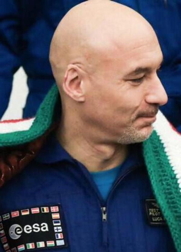 L&#039;astronauta Parmitano dalle stelle alle stalle per aver fatto i complimenti all&rsquo;Inghilterra