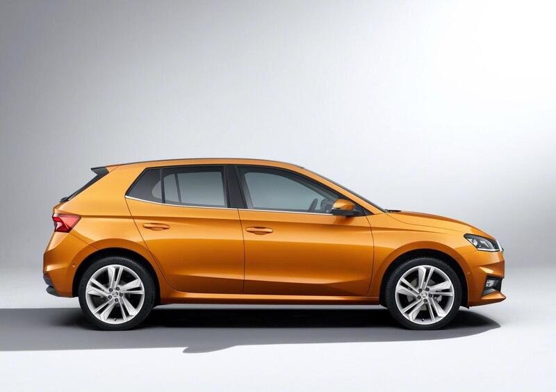 Skoda Fabia (2021-->>) (2)