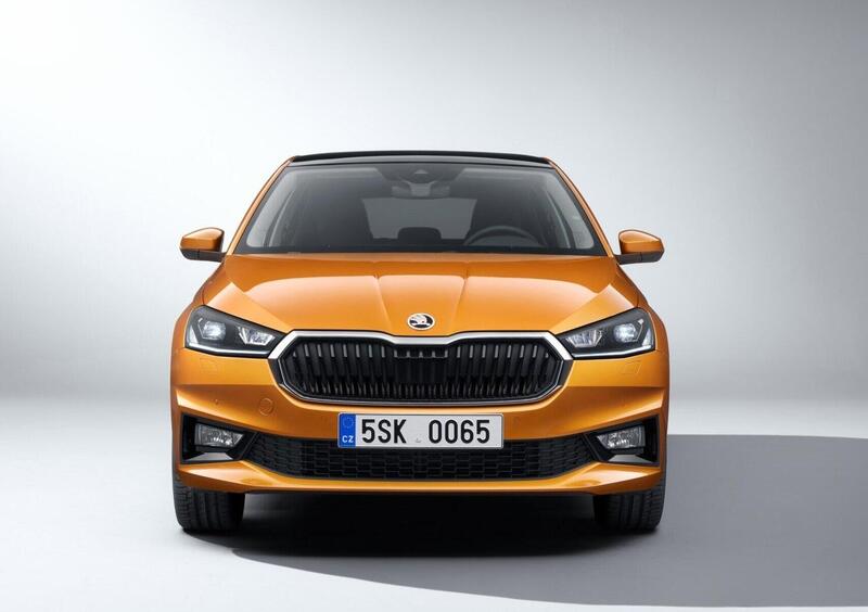 Skoda Fabia (2021-->>) (3)