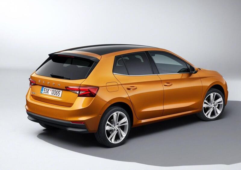 Skoda Fabia (2021-->>) (8)