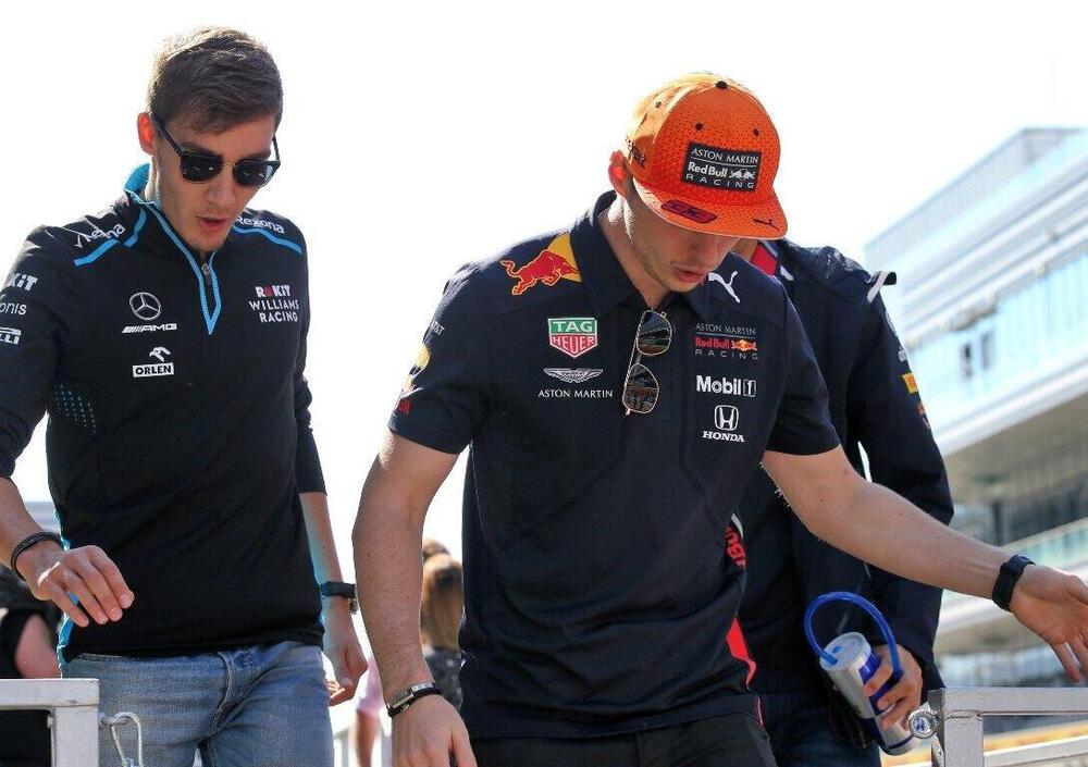Red Bull pronta a beffare Mercedes: Russell con Verstappen se Hamilton non lo vuole nel team 