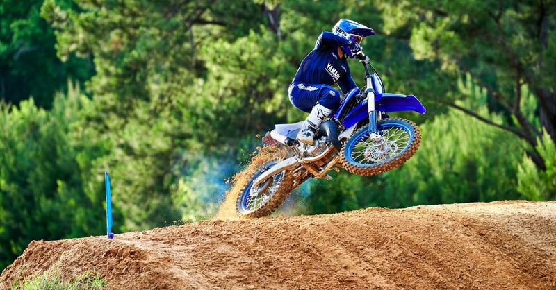 Yamaha Cross 2022. In evidenza la nuova YZ125 e la YZ250