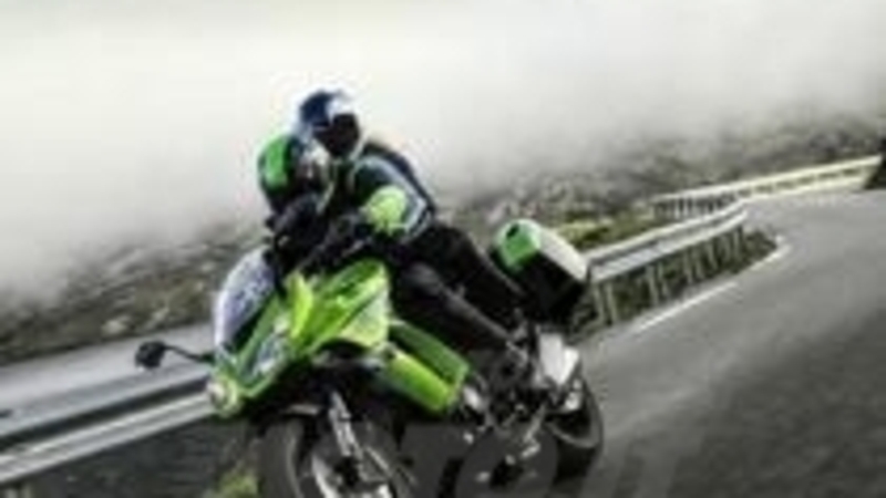 Kawasaki Z1000SX, ecco come cambia per il 2014