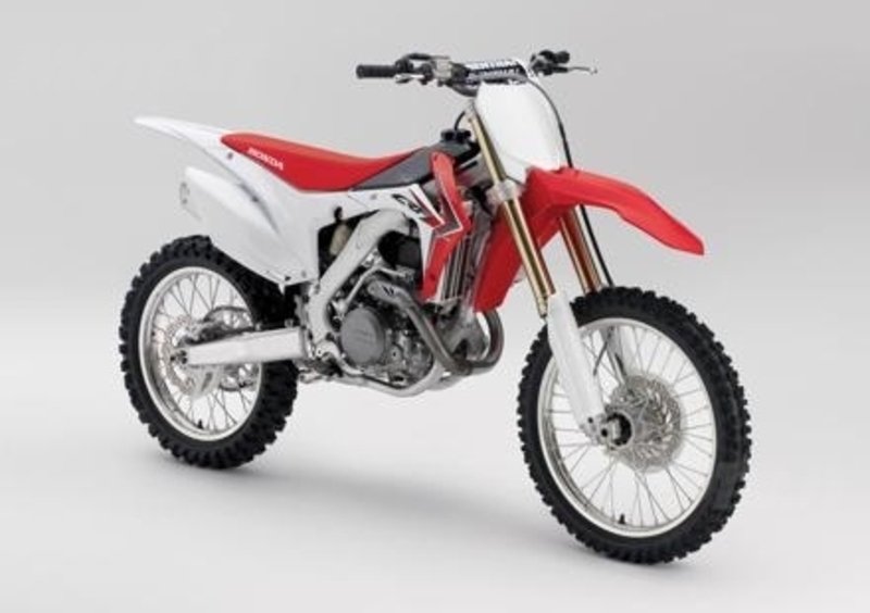 La gamma Honda CRF distribuita dal nuovo partner di Honda Italia RedMoto